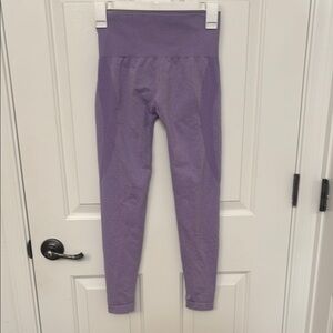 NVGTN Seamless Contour Legging in Lilac